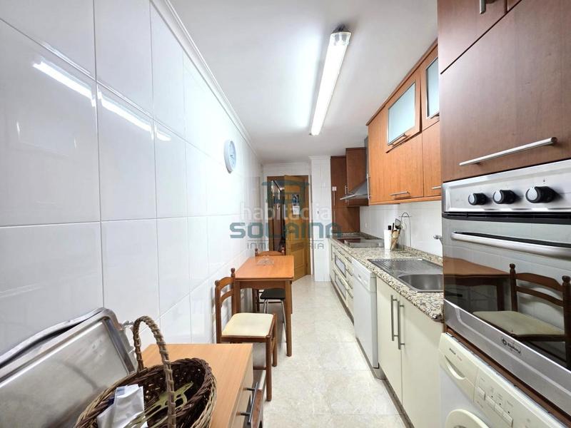 Foto 9c21bd48-de18-4e25-88b7-99d3033f1c86. Rent flat with heating parking in Couto Ourense