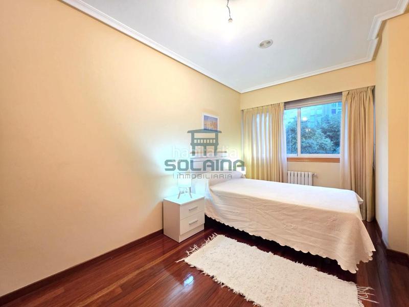 Foto c378b69f-4a8f-41d7-9735-08e843e396a8. Rent flat with heating parking in Couto Ourense