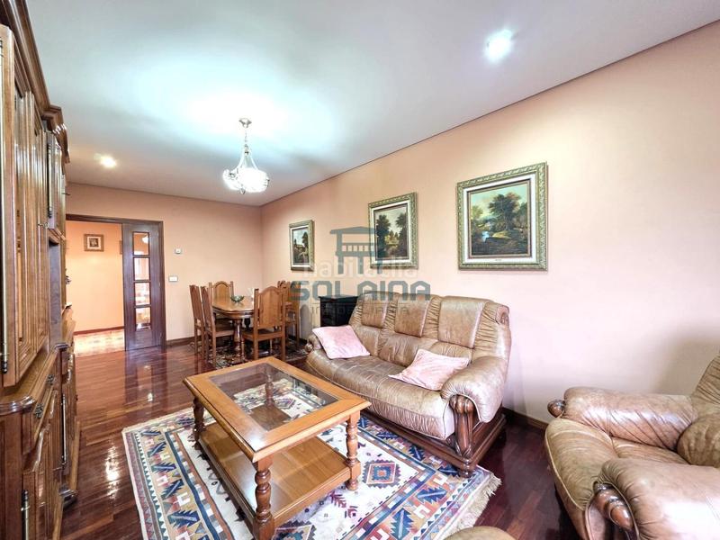 Foto 015df8e8-9413-4a2f-80bf-2edfc2b4ca87. Rent flat with heating parking in Ventiun Ourense