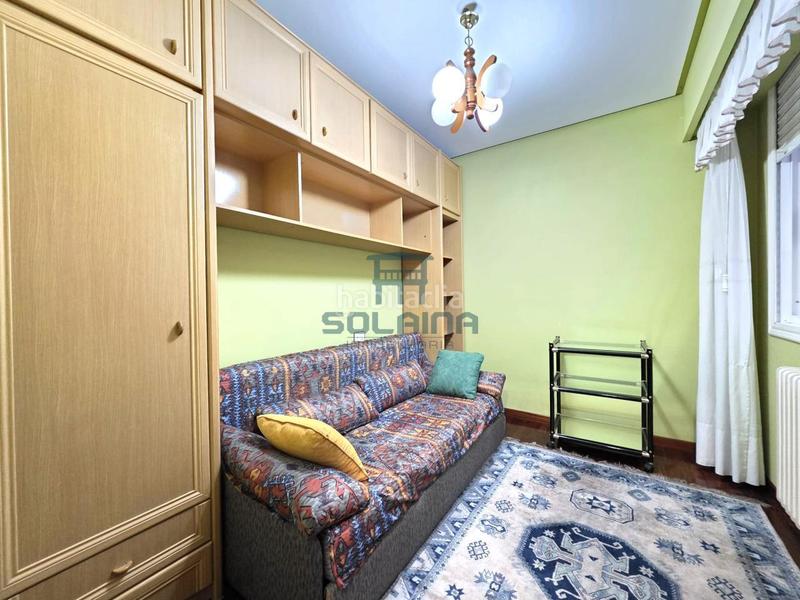 Foto ba1e7cc2-0ca6-4f2e-b210-f8c466593c00. Rent flat with heating parking in Ventiun Ourense