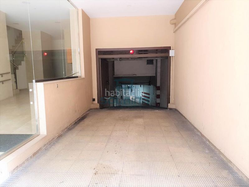 Foto 7d8ce46f-ae07-4fb8-aaa0-6208f0191fb2. Aparcament cotxe a Centro Ourense