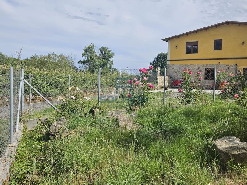Foto 4c418375-9462-46af-97e0-d3d1b44d5cbd. Casa adossada amb calefacció a Coles