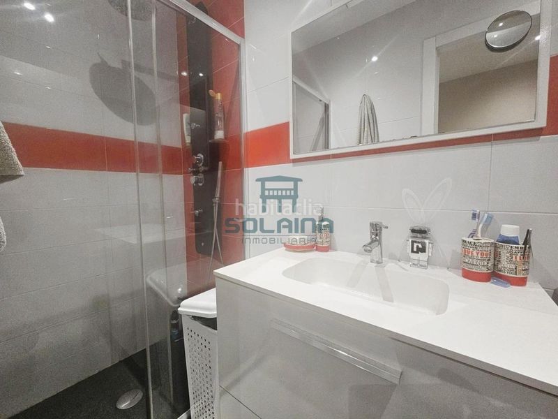 Foto 736615d2-ed01-432a-bc19-d5f023c6de8e. Casa adossada amb calefacció a Coles