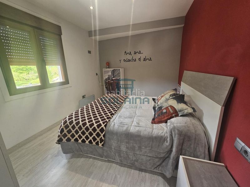 Foto ac544514-abac-410b-ba78-42a200c75a66. Casa adossada amb calefacció a Coles