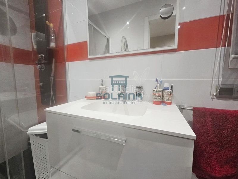 Foto cf2c21b3-9560-4667-b1b9-743b481b93c3. Casa adossada amb calefacció a Coles