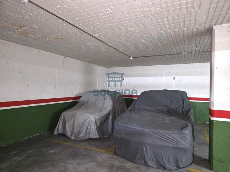 Foto eff4129f-a4d4-4494-a20a-c431458795c7. Parking coche en Barbadás