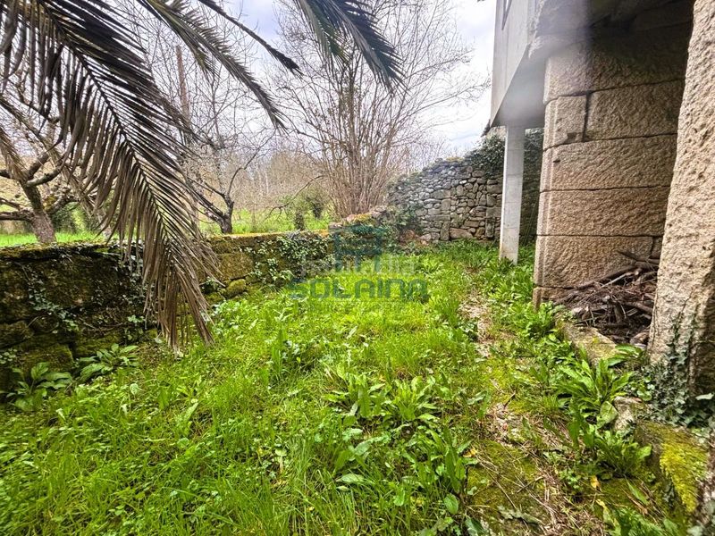 Foto c2679b64-d3a8-412d-ad46-c5537805739e. Casa a Amoeiro