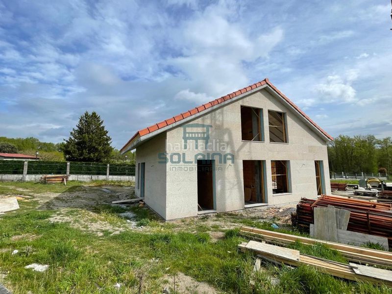 Foto a5907f16-a444-4940-a0de-4be3d0bd059c. Xalet amb calefacció aparcament a Vilamarín