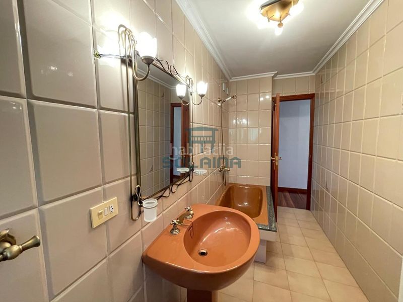Foto 14847e62-6a0b-42c0-a318-5c471153fce5. Haus mit heizung parking in Pereiro de Aguiar (O)