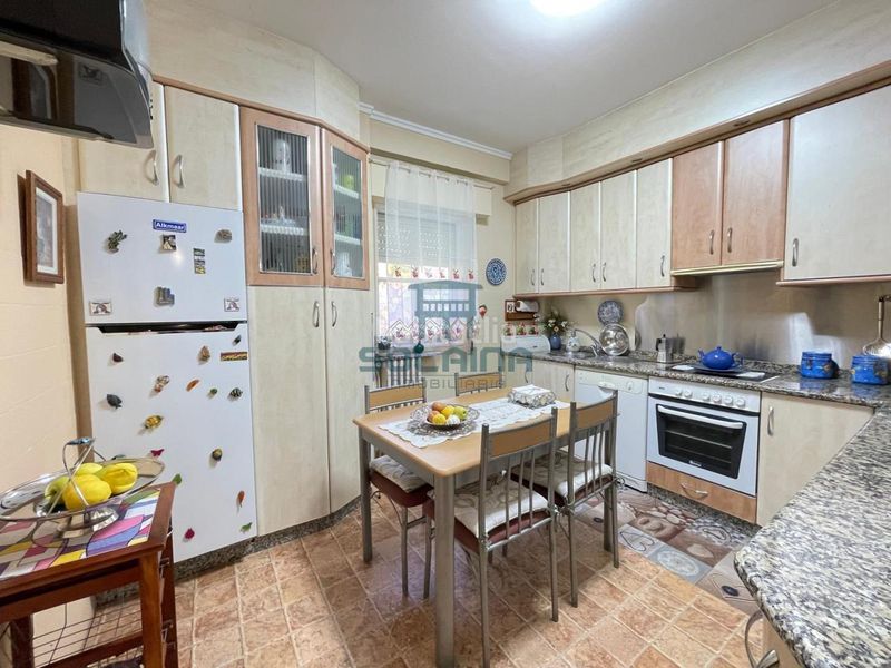 Foto a6d85ee8-8ccc-4fde-8c10-6cd234fea03d. Casa amb calefacció aparcament a San Rosendo Ourense