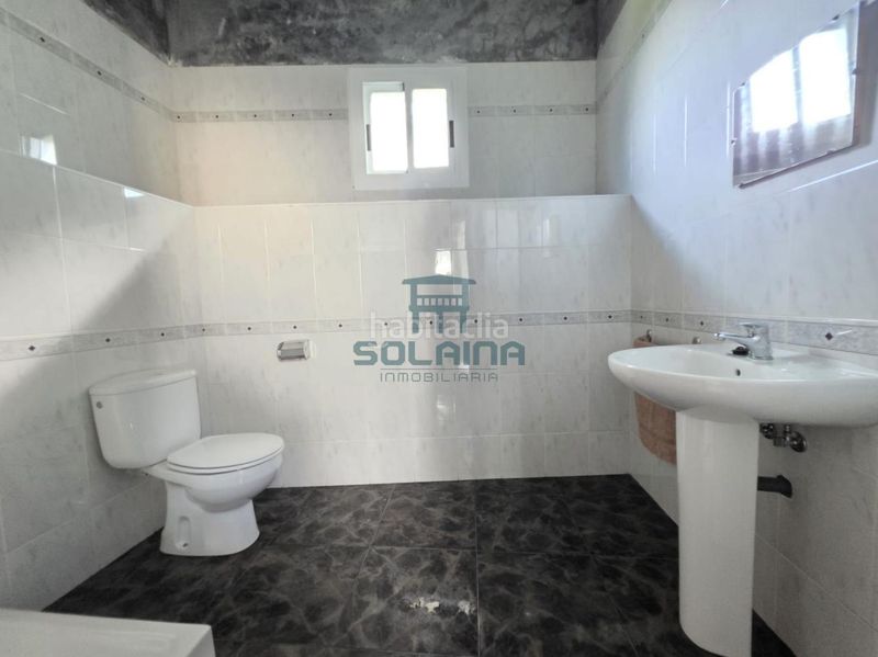 Foto d4f7934f-0685-4c57-89d2-3d80383efc15. Casa amb calefacció aparcament a Merca (A)