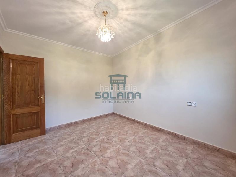 Foto f9543e68-8085-43ec-a956-9bdac723c1f9. Casa amb calefacció aparcament a Merca (A)