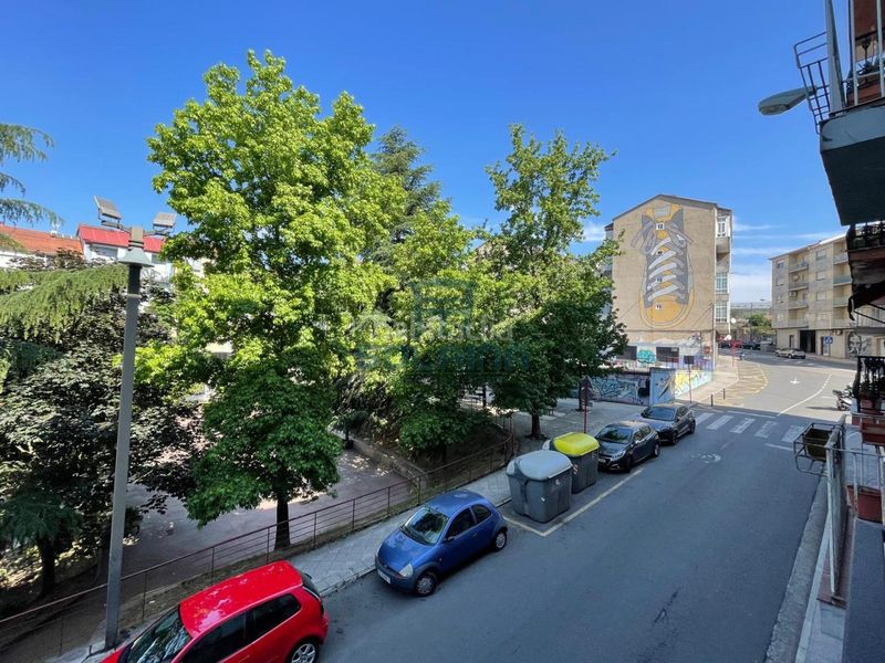 Foto 5aedee13-92a9-4e61-b6d3-44e37122cb39. Edificio in Barrocanes Ourense
