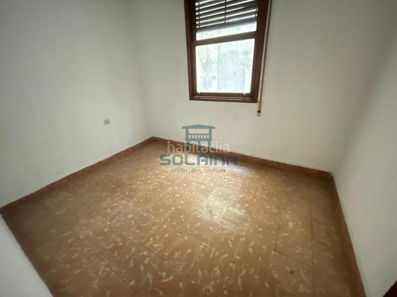 Foto e2ea7c31-ab5a-4f26-bda4-4ce031a284df. Edificio in Barrocanes Ourense