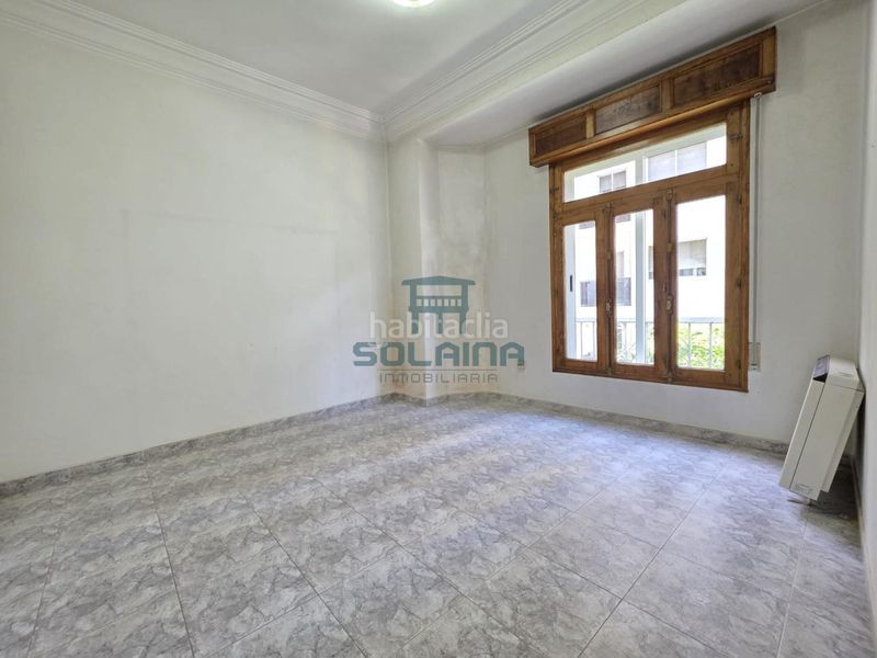 Foto 9ecaa43e-a234-4cb9-a6a8-dbabfdc3ce9c. Piso en Centro Ourense