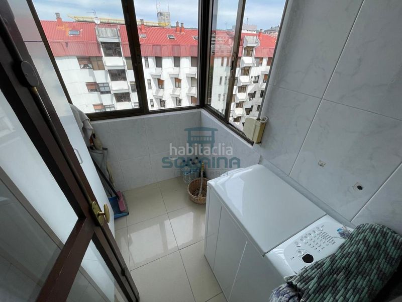 Foto 042752a5-932b-483e-886d-bbab2c0d1bb8. Piso en Centro Ourense