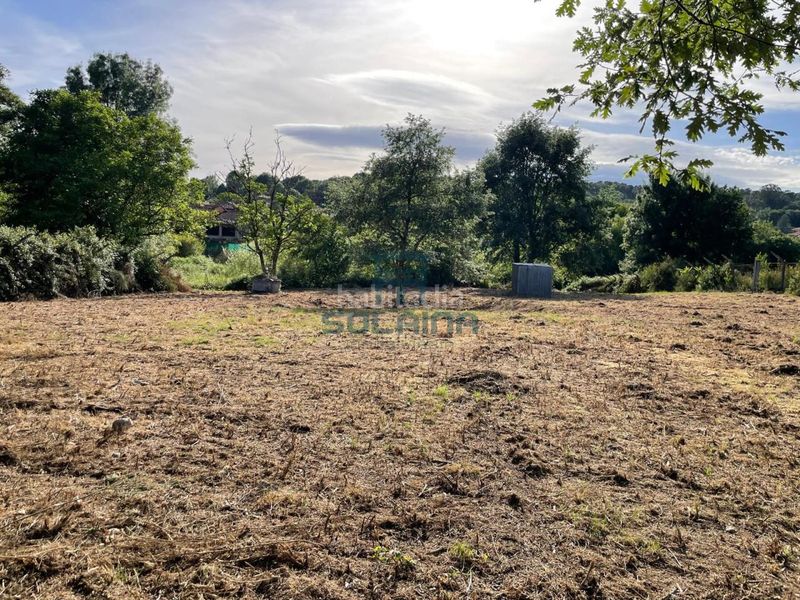 Foto 5266c2cd-716b-426a-b0e2-132f536b1120. Finca rústica a San Cibrao das Viñas