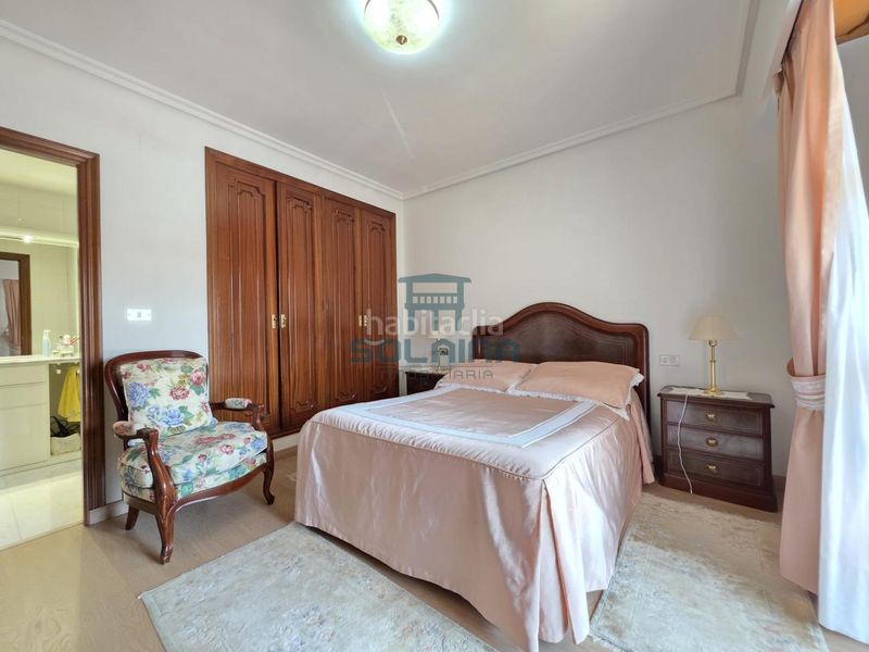 Foto 67c983fe-d85b-4c57-885c-d5c8f0053835. Casa adossada amb calefacció aparcament a Barrocanes Ourense