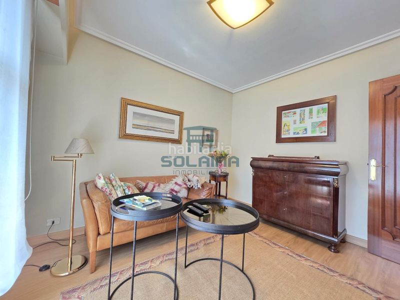 Foto d6951e19-ad83-43ac-9fa4-cb0b6b6e4374. Casa adossada amb calefacció aparcament a Barrocanes Ourense