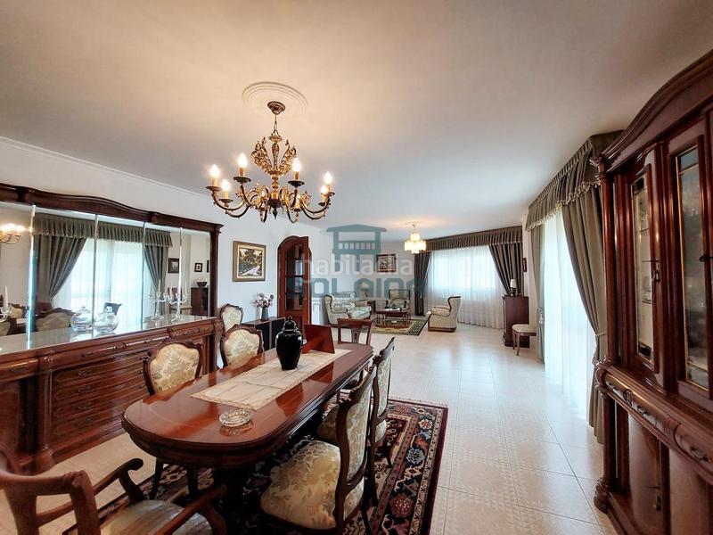 Foto b78c7d2c-6264-4f54-a6fa-830395b2362b. Casa amb calefacció aparcament a Toén