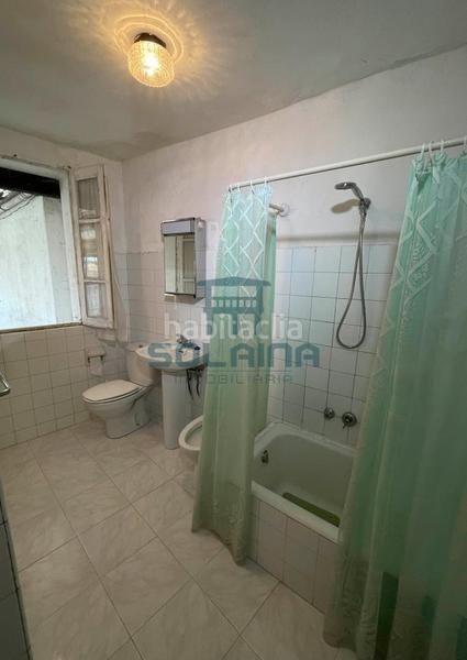 Foto 2af996d9-f62e-4185-9ce3-560ece89b7cf. Casa amb aparcament a Xunqueira de Espadanedo