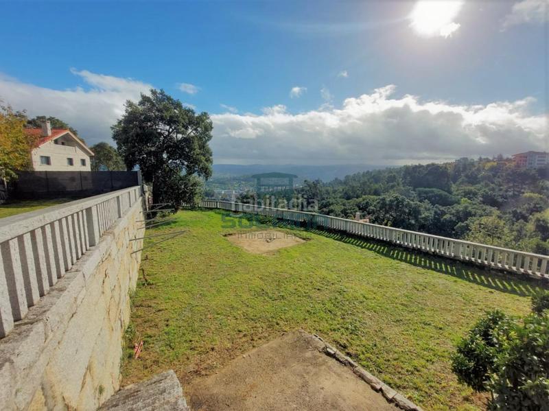 Foto 56a435b6-0f62-4a6f-8dc7-cc9701834364. Chalet with heating parking in Vistahermosa Ourense