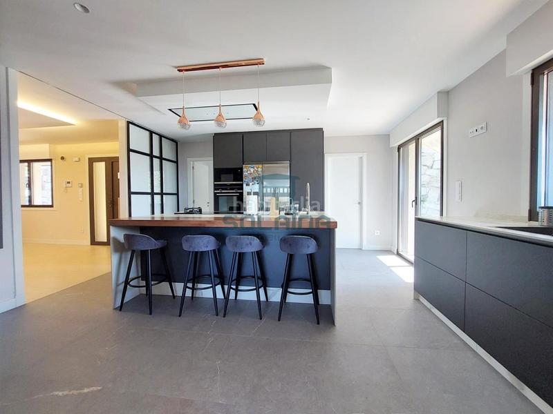 Foto 8bf81b38-357b-4e2b-9ae2-0f6cafa6562b. Chalet with heating parking in Vistahermosa Ourense