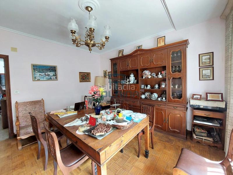 Foto 7650639d-f42f-4768-89d3-110a9c6b9cb1. Casa en As Lagoas Ourense