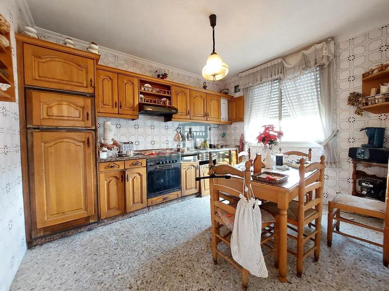 Foto 780a36a0-2732-41ad-acd9-c12a47d8d3f8. Casa en As Lagoas Ourense