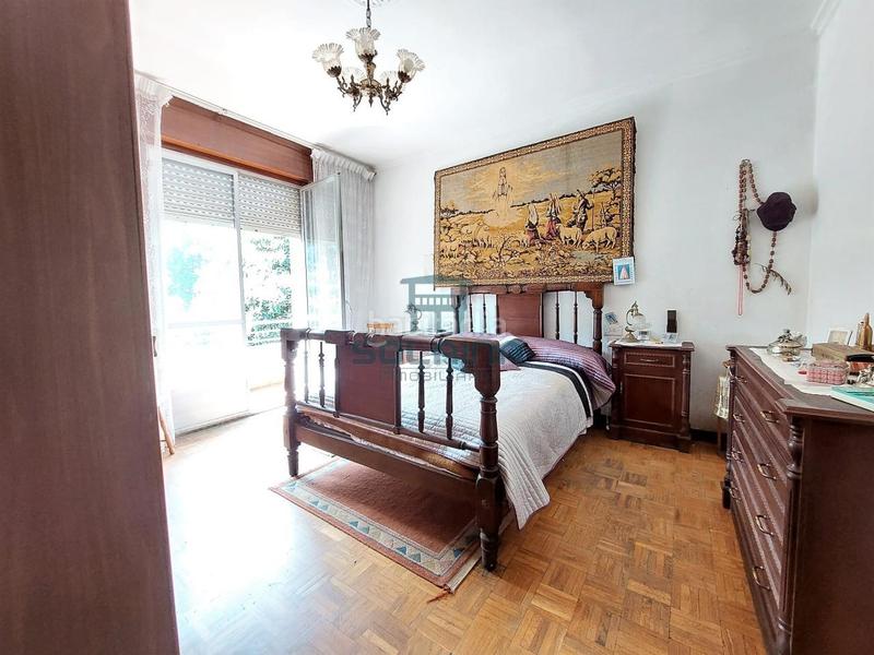 Foto e47fcbae-7154-45bc-9e97-690f2998c29c. Casa en As Lagoas Ourense