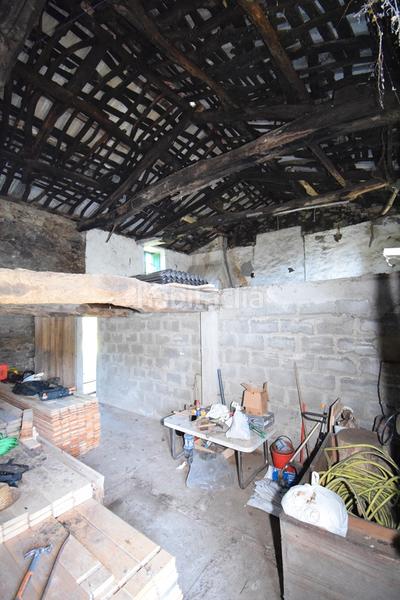 Foto 159966f8-4b29-4b8b-95c7-472ac7a42369. Casale in Carral