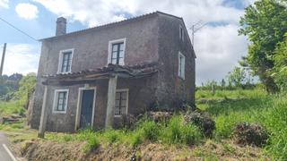 Casa a Paderne. Casa de pueblo en venta en lugar lambre