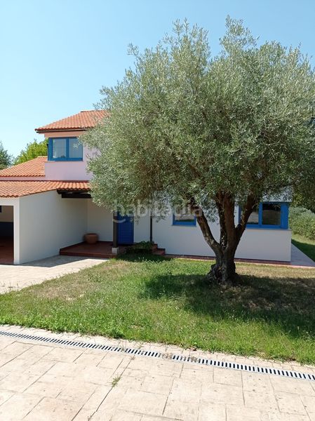 Foto 00e721b5-a365-445a-938e-1cfa0320a04f. Xalet amb calefacció aparcament a Miño