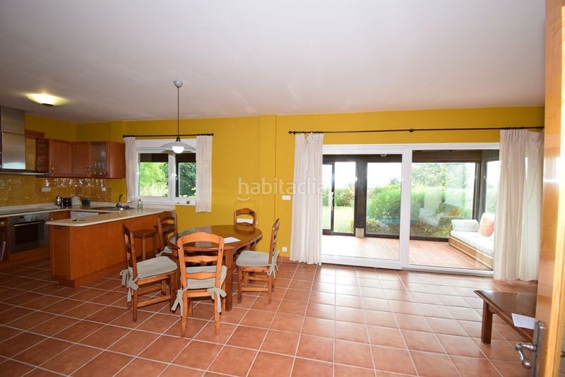 Foto aa781029-6b50-40f2-89be-48fbe0902ad2. Xalet amb calefacció aparcament a Miño