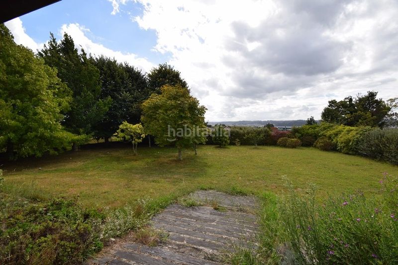 Foto d24f1e7e-6b54-464e-93a6-1b014b58cad5. Xalet amb calefacció aparcament a Miño