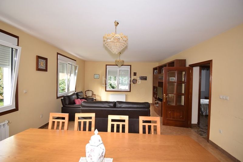 Foto 73f8ff6d-da60-40d5-ad43-08af2b02ae61. Chalet en Vilarmaior