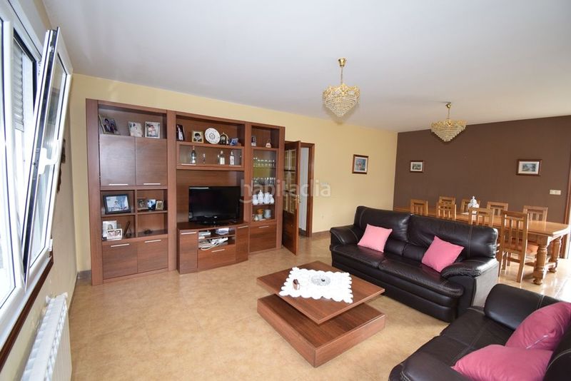 Foto ac348081-d3ea-413c-a6be-ebf0bc43dcbd. Chalet en Vilarmaior