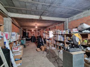 Foto 13752308-16c1-4c3c-b840-b7c4ee6bd5c7. Local comercial a Carral