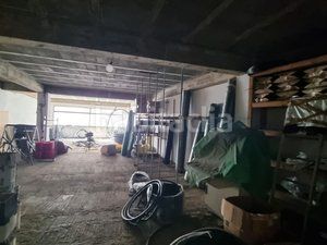 Foto b7539538-d7bc-440d-b0c3-af41bf002231. Local comercial a Carral
