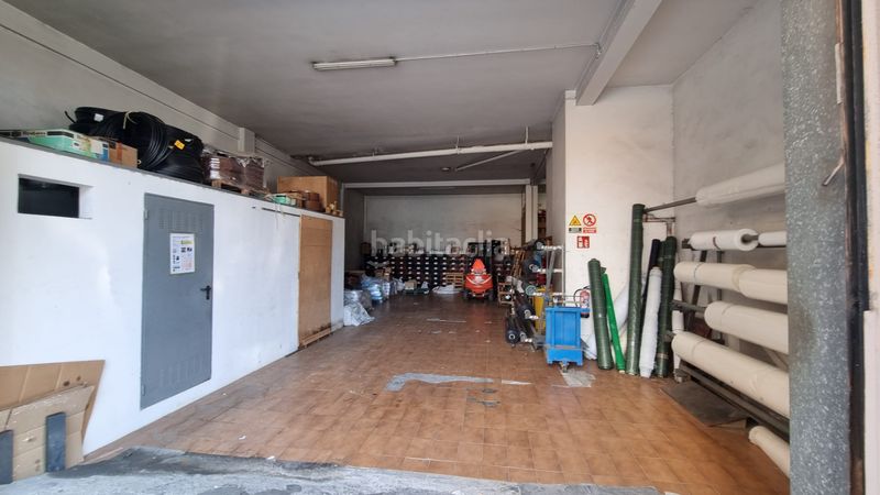 Foto f1caf992-4bfd-4df6-bf54-df6a8177eaba. Local comercial a Carral