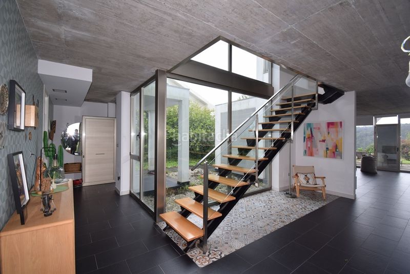 Foto 37e4422d-607c-4fb3-8c1b-529cfd654069. Casa amb calefacció a Miño