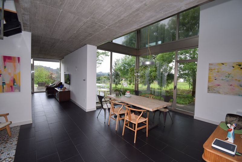 Foto eb3fcd4a-e5c2-4e27-94d5-07d34e1a0c03. Casa amb calefacció a Miño