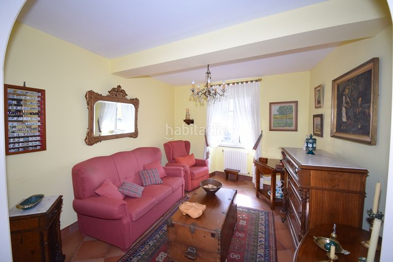 Foto 47ba49e0-6bb4-4296-b186-e78bdc1abaa3. Casa adossada amb calefacció a Pontedeume