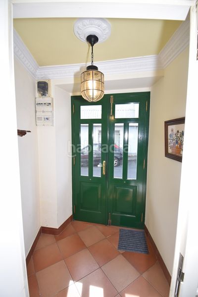 Foto 9e49eeff-5700-44b1-8dd7-148f12c0f0ae. Casa adossada amb calefacció a Pontedeume