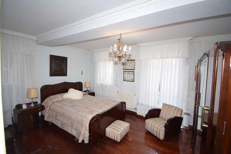 Foto d502d6ca-df4e-46bb-9f3b-bd26a1487ea6. Casa adossada amb calefacció a Pontedeume