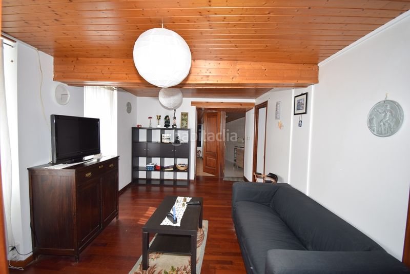 Foto e0d8615f-67ab-48bc-b399-3c8e4f3fdc70. Casa a Miño