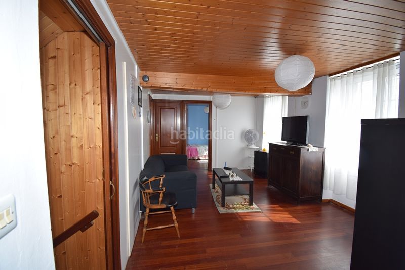 Foto e27410d6-3fba-40c5-89bd-3bb9cf7e8c54. Casa a Miño