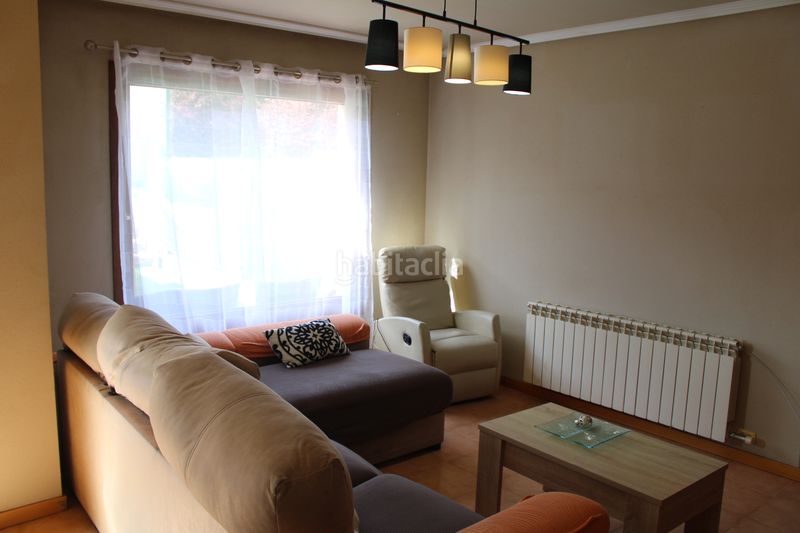 Foto 17d0a2cb-0991-4677-8127-737c5470b8fd. Casa adossada a a penasca 13 a Miño