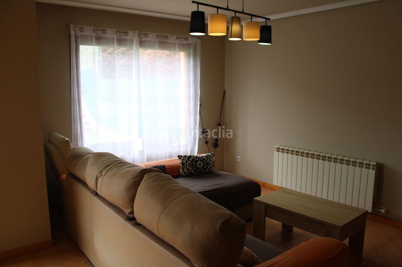 Foto 25a4600a-a5fb-431e-aa31-edf40afa0e3f. Casa adossada a a penasca 13 a Miño