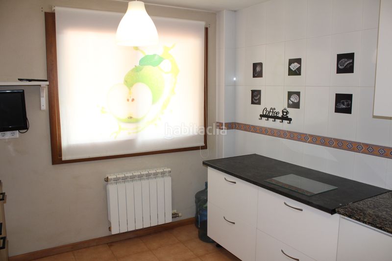 Foto 36f28e46-3e83-476c-ae0a-c9f05c4a6574. Casa adossada a a penasca 13 a Miño